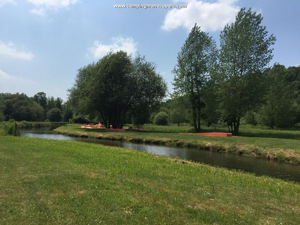 pedal boat circuit + mini golf